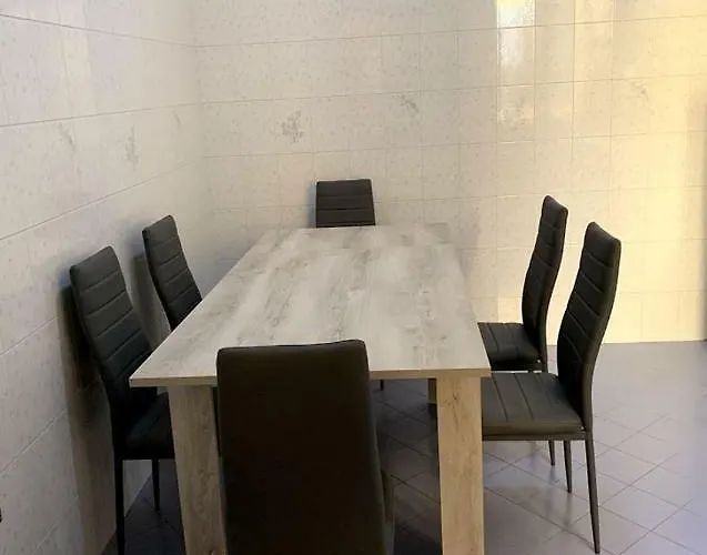 דירה Luxury House